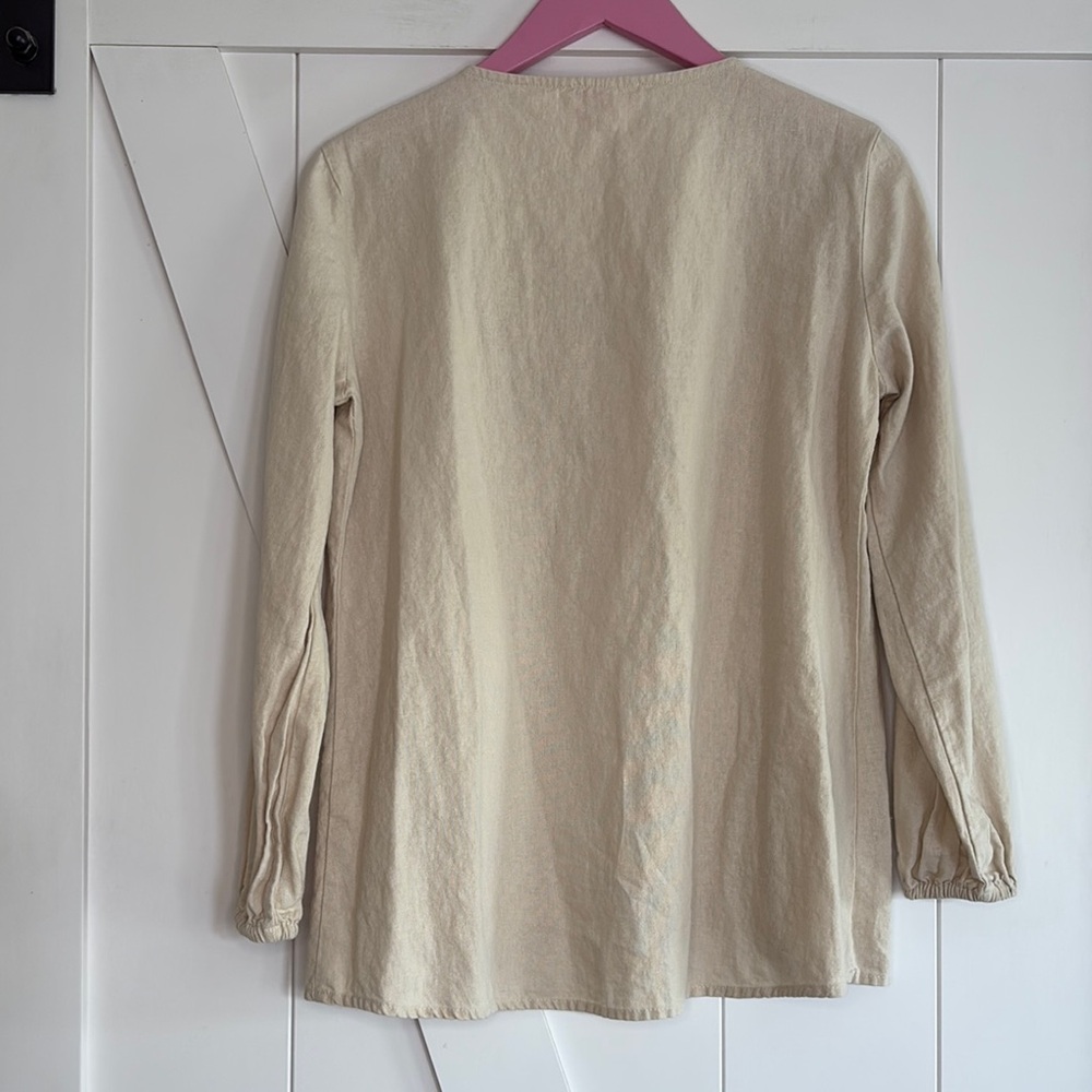 Isaac Mizrahi Cream Blouse with Beaded Neckline - Picture 5 of 6